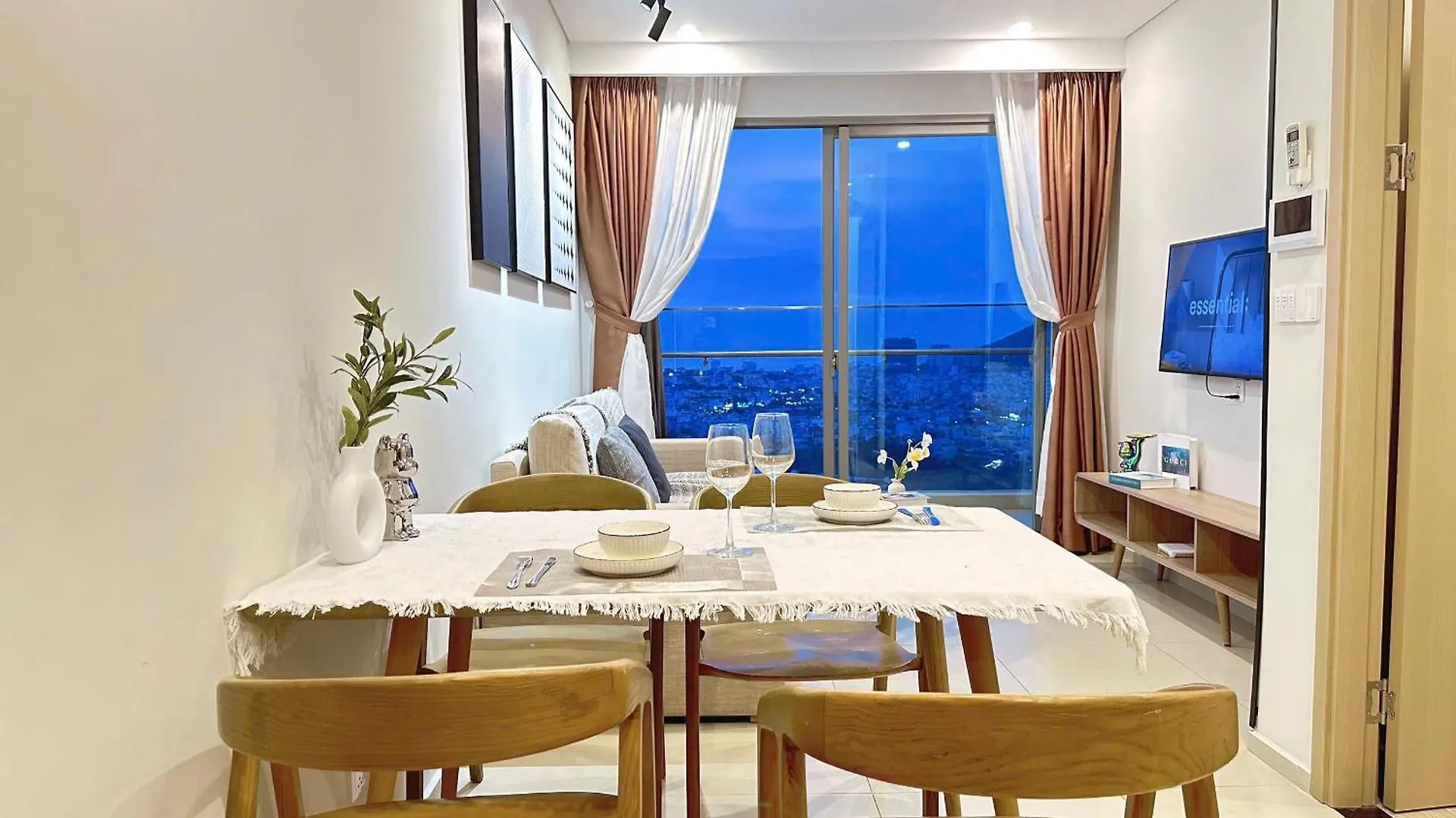 Yuna Home - The Song Codotel Vung Tau 0*,